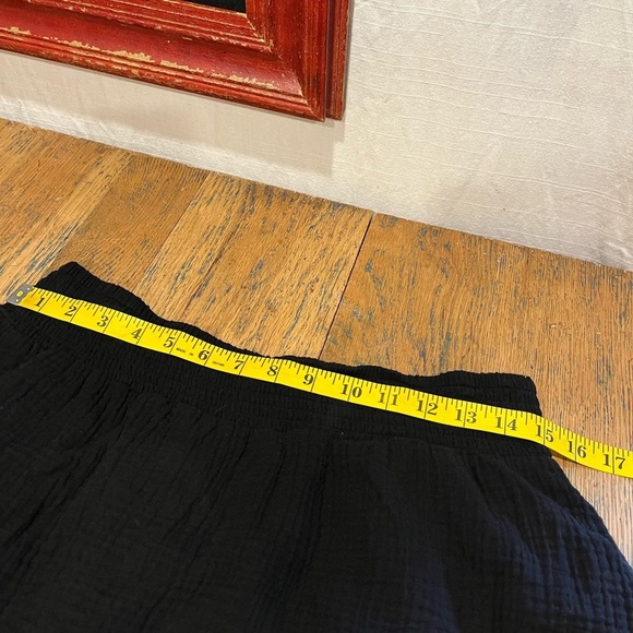 Mariloup Wolfe – black cotton mini skirt, size L - Picture 3 of 7